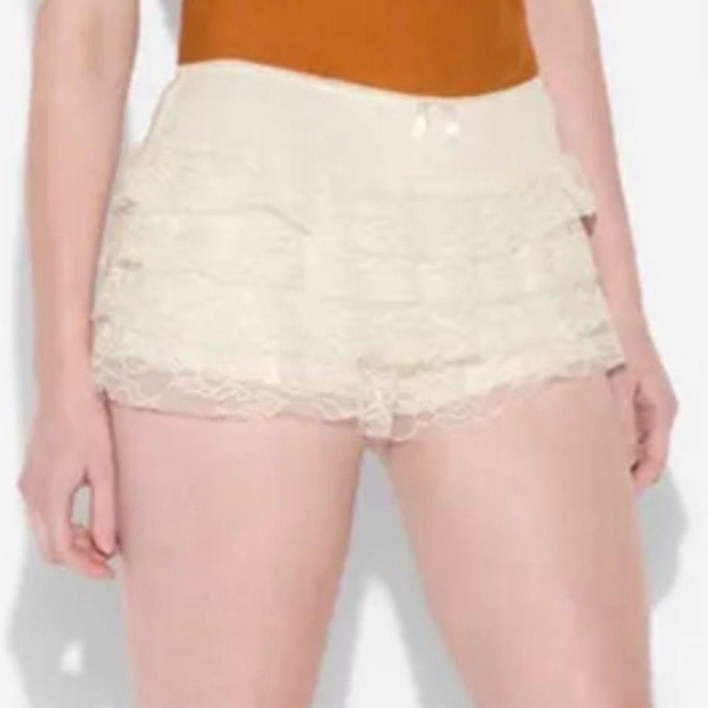 NWT Sz Large, Wild Fable, Women's Ruffle Lace Bloomer Shorts, Cream SOLD OUT